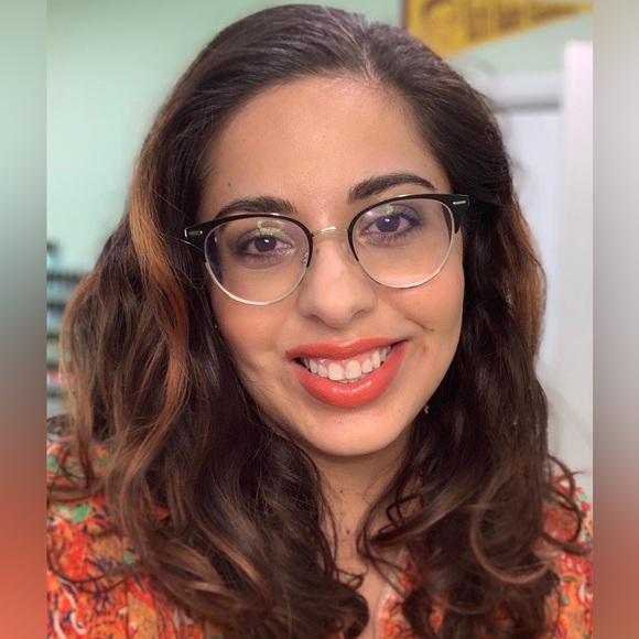 Meet your Posher, Audrey - Picture 1 of 1